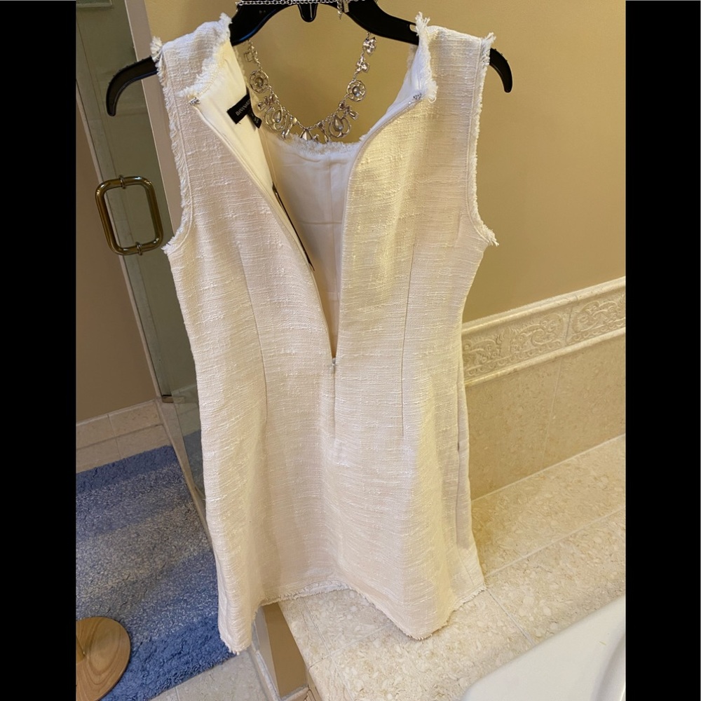 NWT Banana Republic Cream beautiful classic dress with pretty details 4 - Picture 10 of 17